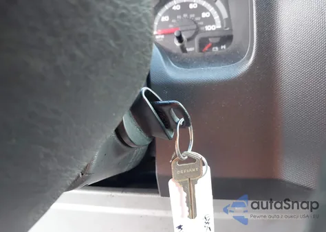 2011 Ford E-350 Super Duty Xlt z USA, uszkodzony, nr VIN 1FBSS3BL7BDA74902